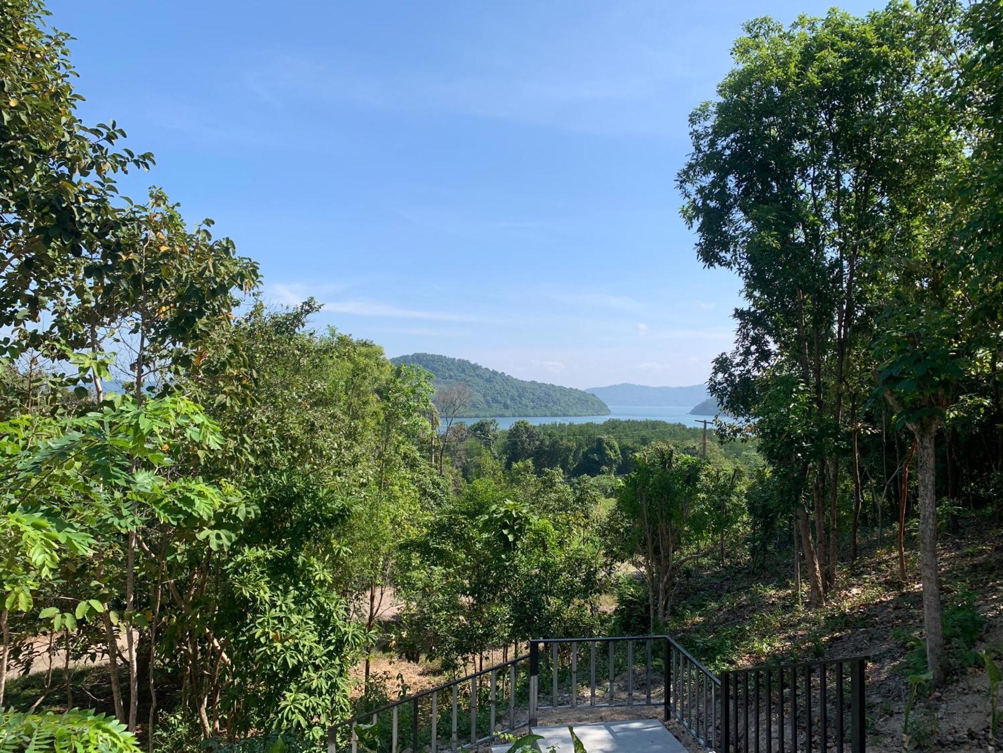 Koh Jum Paradise Resort Exterior photo